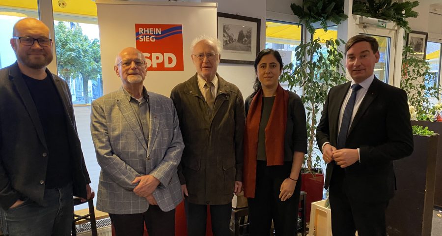 Rolf Bolten und Eberhard Tausgraf wurden für 50 Jahre Mitgliedschaft geehrt